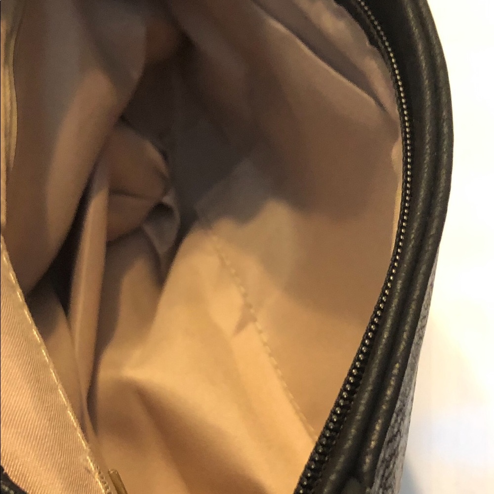 Brand new ValeRio handbag - Picture 8 of 8